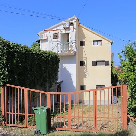טרוגיר Apartments By The Sea Okrug Gornji, Ciovo - 1069 מראה חיצוני תמונה
