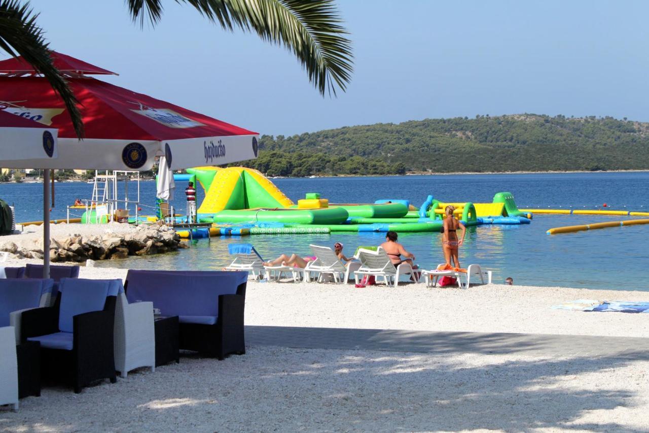 טרוגיר Apartments By The Sea Okrug Gornji, Ciovo - 1069 מראה חיצוני תמונה