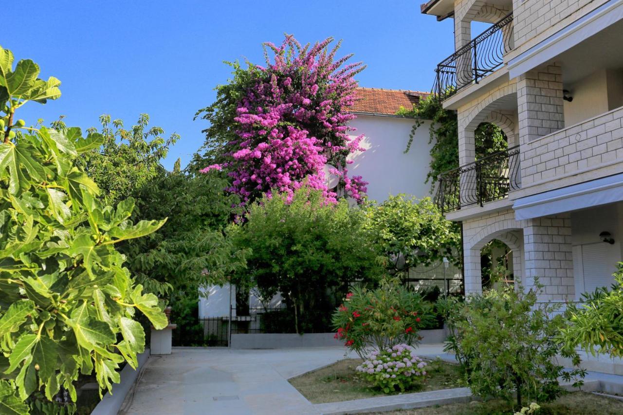 טרוגיר Apartments By The Sea Okrug Gornji, Ciovo - 1069 מראה חיצוני תמונה