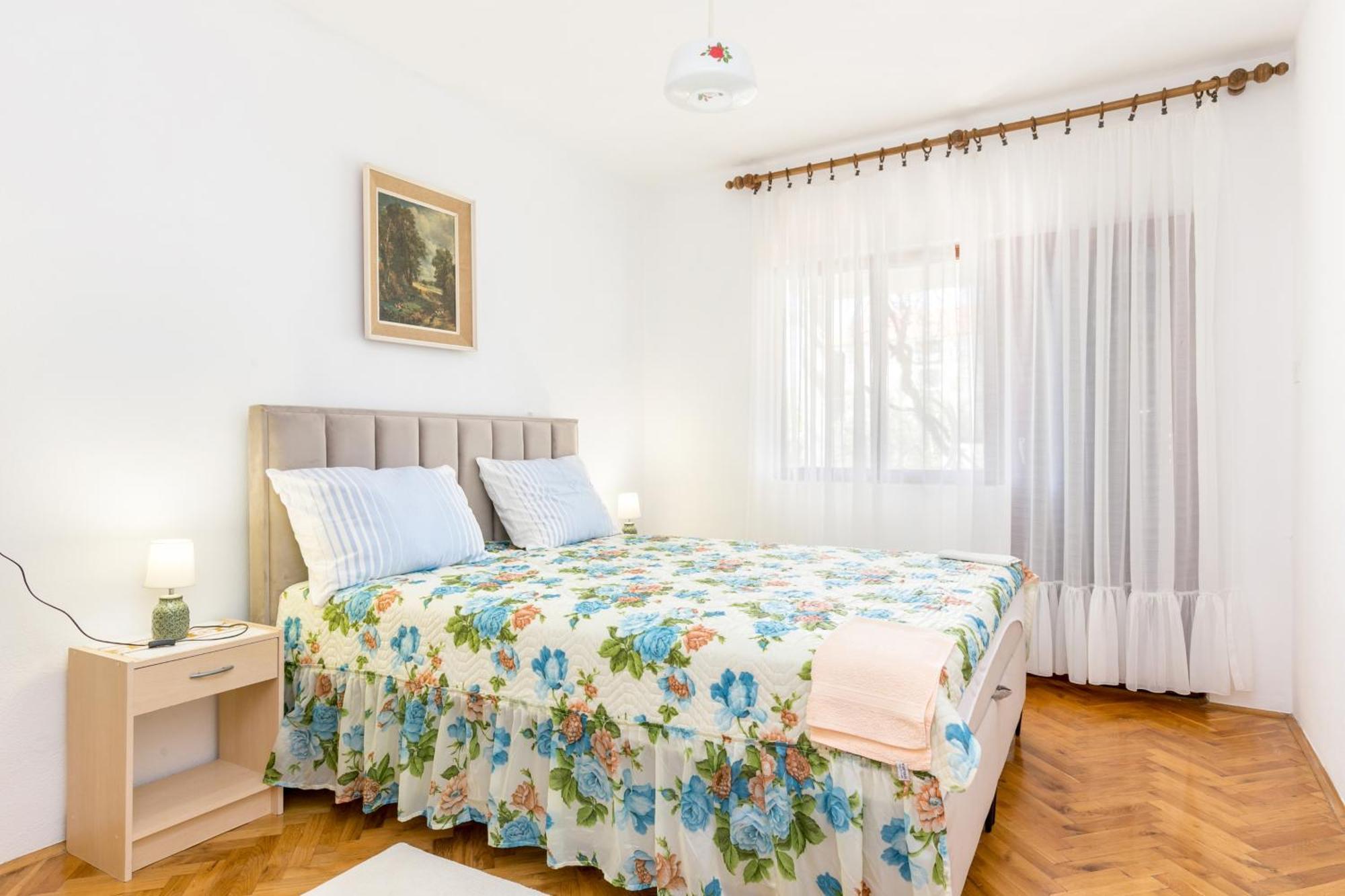 טרוגיר Apartments By The Sea Okrug Gornji, Ciovo - 1069 מראה חיצוני תמונה