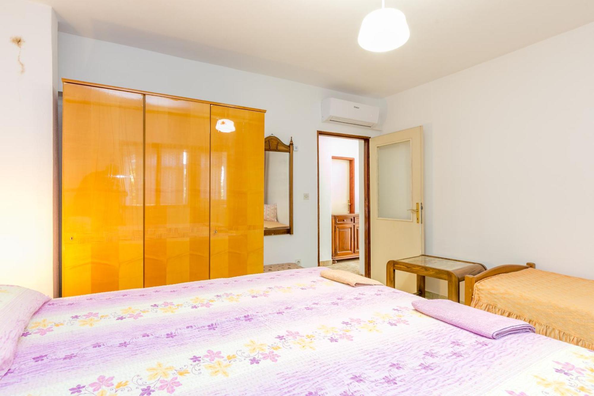 טרוגיר Apartments By The Sea Okrug Gornji, Ciovo - 1069 חדר תמונה